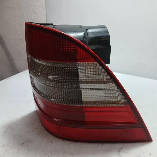 Fanale posteriore destro t.A289559<