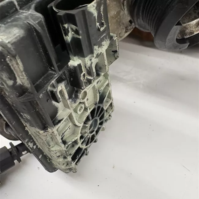 Turbocompressore con collettore scarico