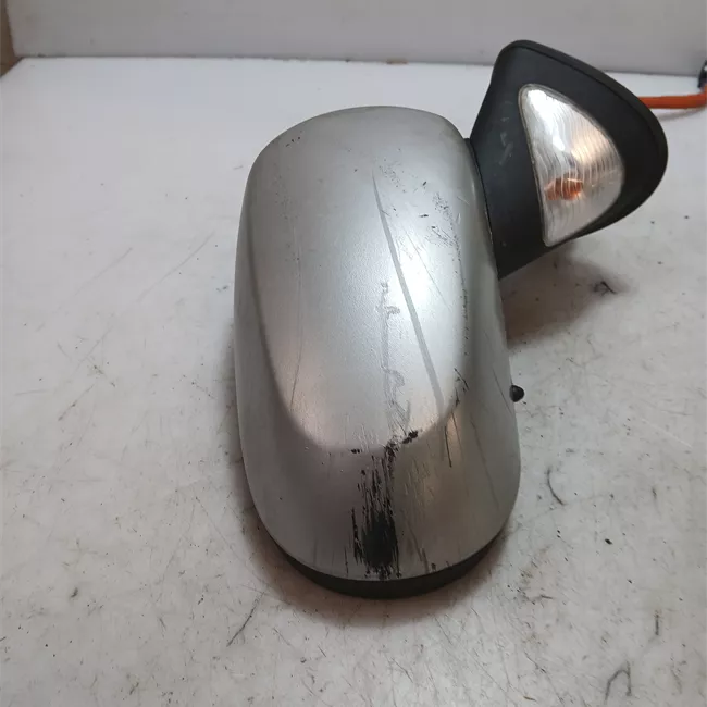 Retrovisore esterno regolazione elettrica destro Tipo 2