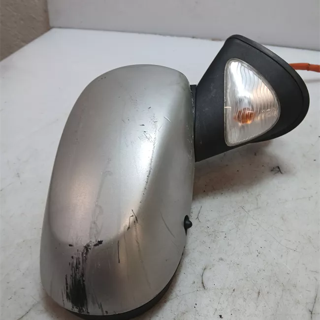 Retrovisore esterno regolazione elettrica destro Tipo 2