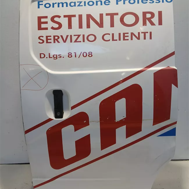 Porta posteriore sinistra