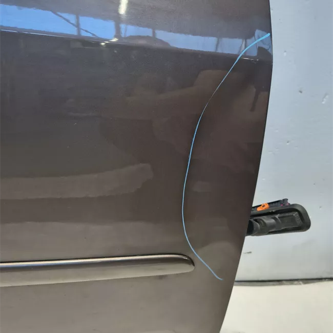 Porta anteriore destra