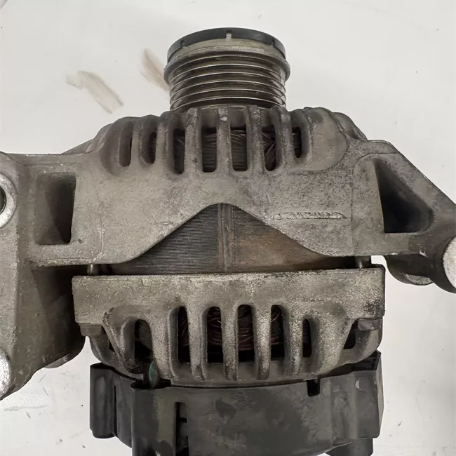Alternatore 120AMP con aria condizionata