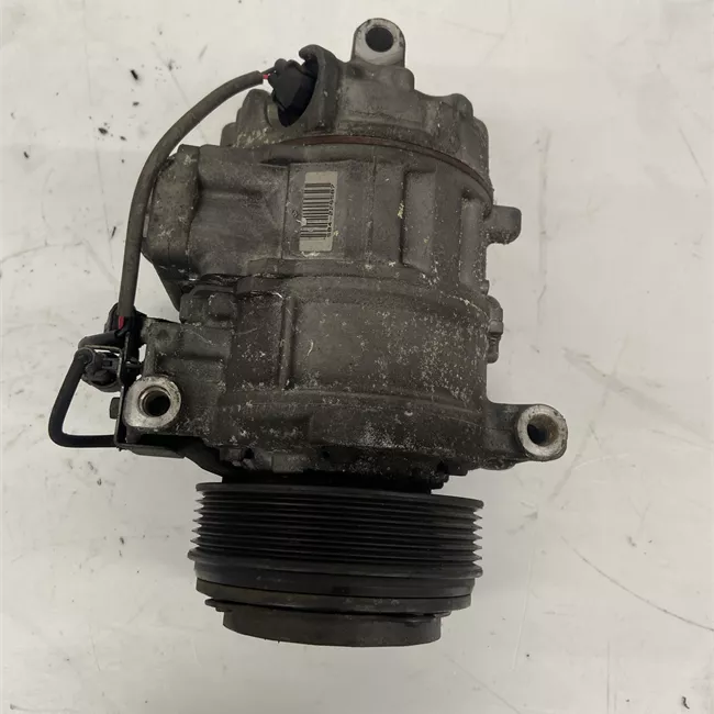 Compressore aria condizionata emissioni CO2