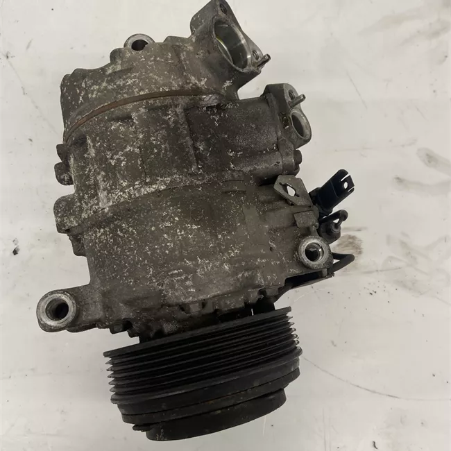 Compressore aria condizionata emissioni CO2