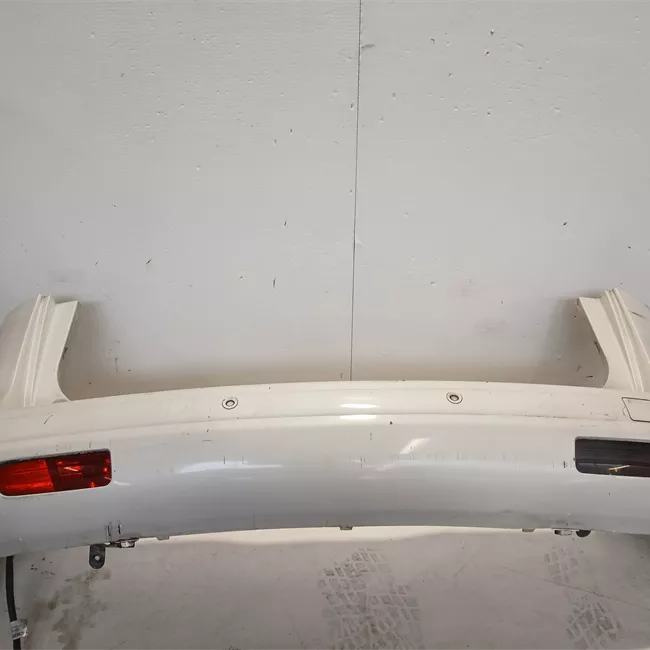 Paraurti posteriore con sensori parcheggio Primer