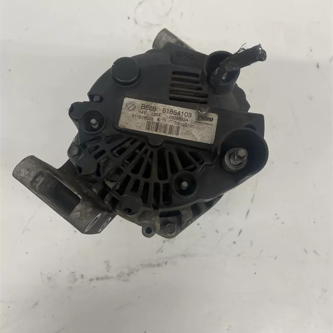 Alternatore 120AMP con aria condizionata