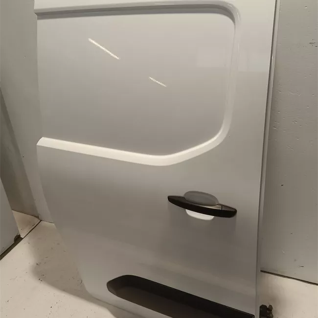 Porta posteriore destra