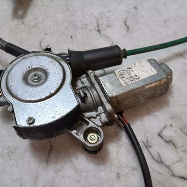 Alzacristallo elettrico porta anteriore destro con motorino