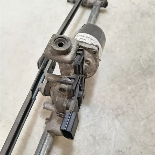 Motorino tergiparabrezza