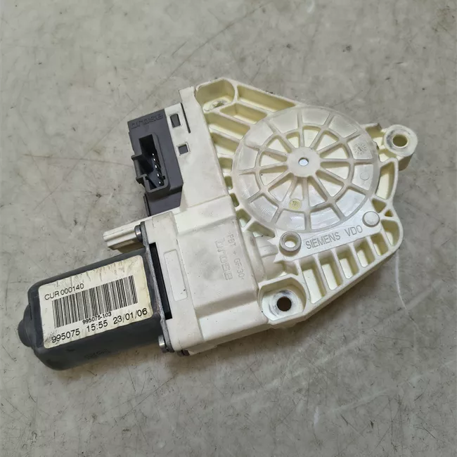 Motorino alzacristallo porta anteriore destro t. 6A999999<