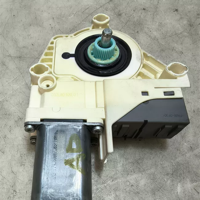 Motorino alzacristallo porta anteriore destro t. 6A999999<