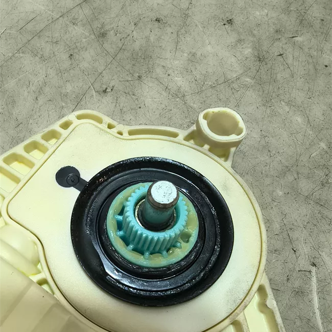 Motorino alzacristallo porta anteriore destro t. 6A999999<