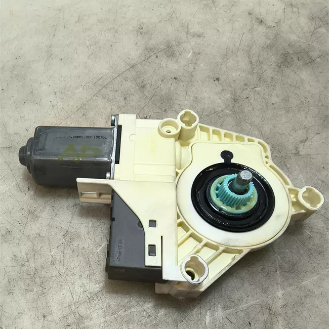 Motorino alzacristallo porta anteriore destro t. 6A999999<