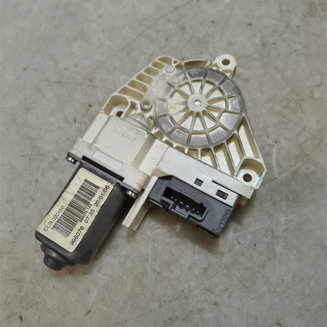 Motorino alzacristallo porta anteriore sinistro t. 6A999999<