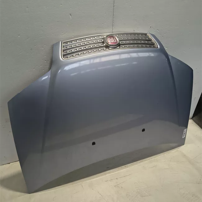 Cofano anteriore
