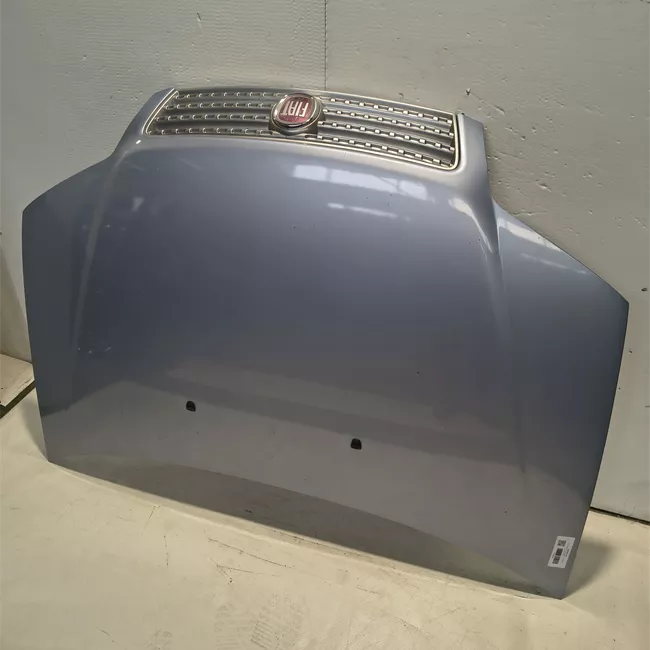 Cofano anteriore