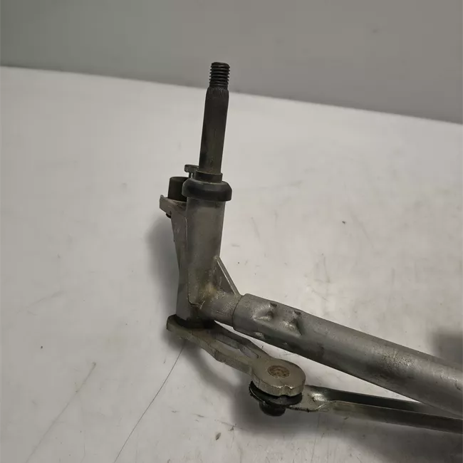 Meccanismo tergiparabrezza con motorino