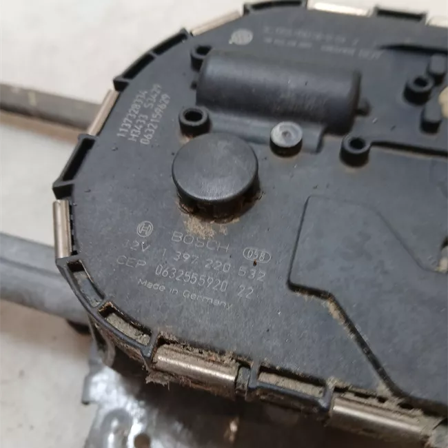 Meccanismo tergiparabrezza con motorino