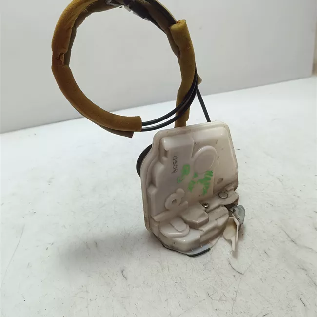 Serratura porta anteriore destra