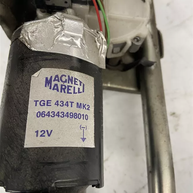 Meccanismo tergiparabrezza con motorino