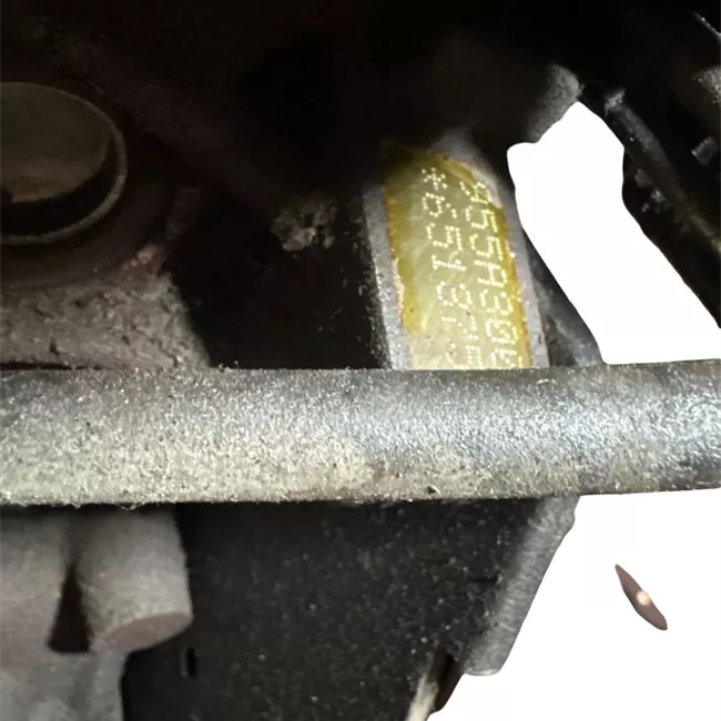 Motore semicompleto rotazionale
