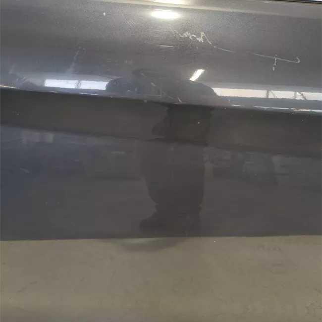 Porta anteriore destra