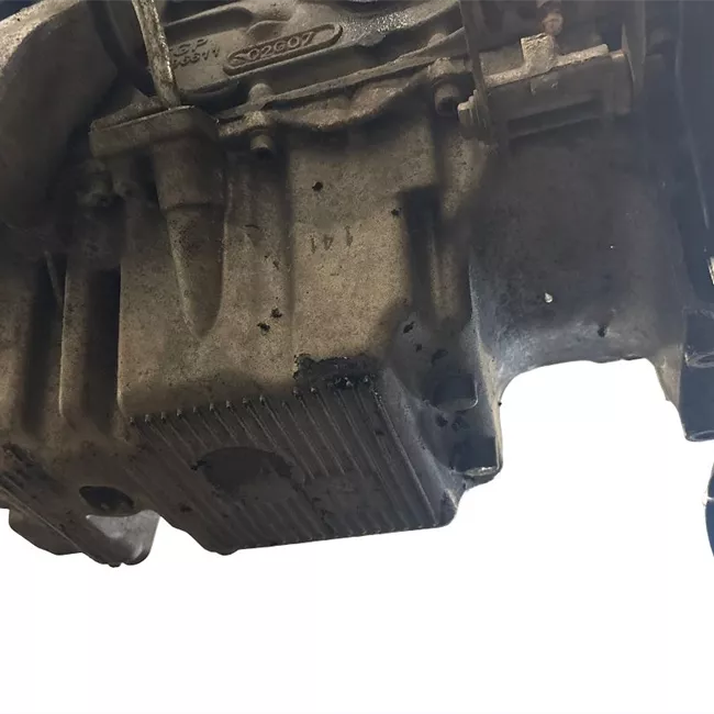 Motore semicompleto rotazionale