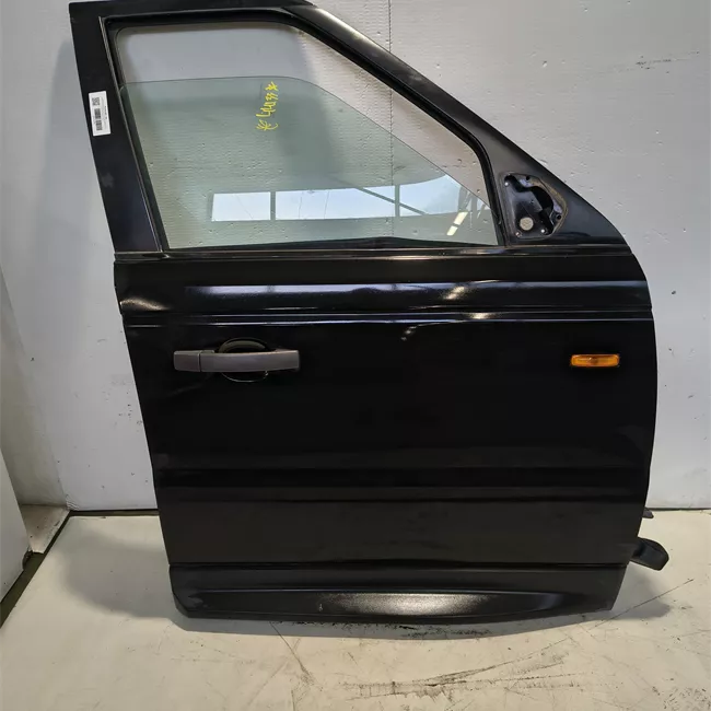 Porta anteriore destra