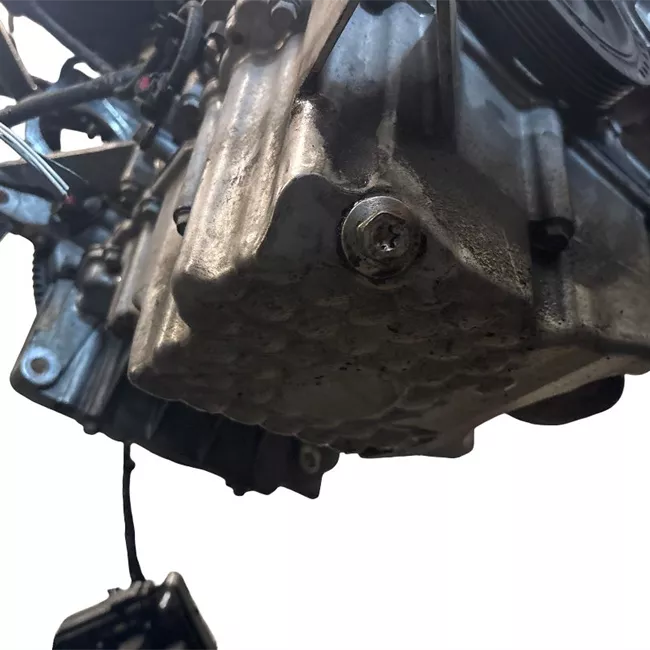 Motore semicompleto rotazionale
