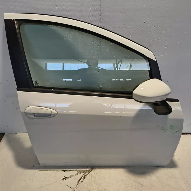 Porta anteriore destra