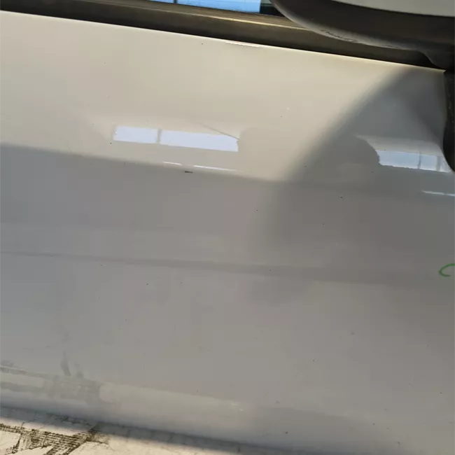 Porta anteriore destra