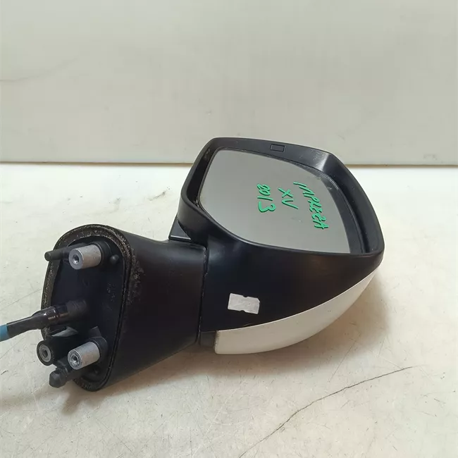 Retrovisore esterno regolazione elettrica sinistro con allestimento Comfort