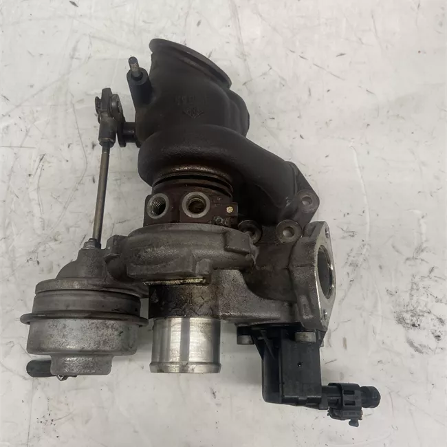 Turbocompressore con collettore scarico
