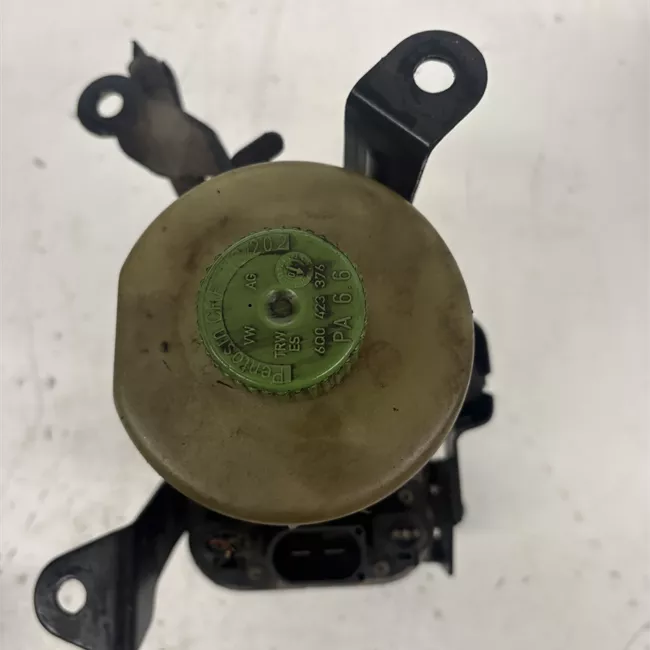 Pompa servosterzo con elettromotore