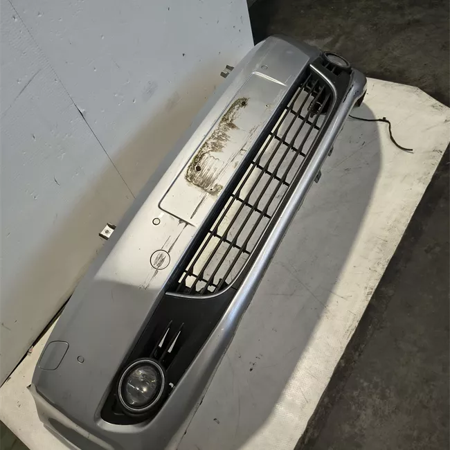 Paraurti anteriore con sensore parcheggio Primer