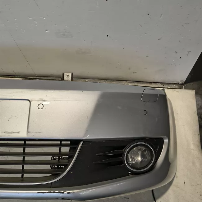 Paraurti anteriore con sensore parcheggio Primer