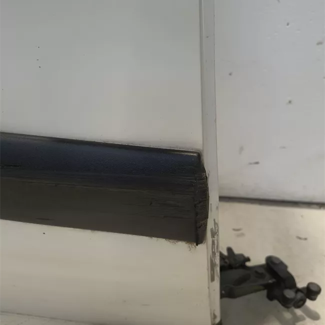 Porta carico posteriore a battente destra Vetrata