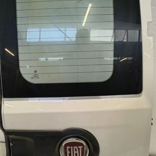 Porta carico posteriore a battente destra Vetrata
