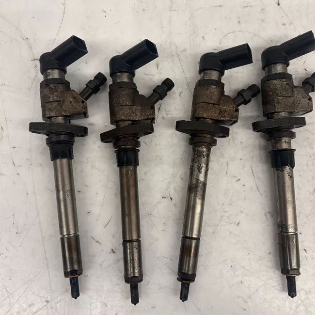 Iniettore diesel rotazionale