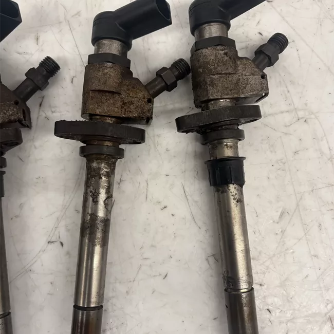 Iniettore diesel rotazionale