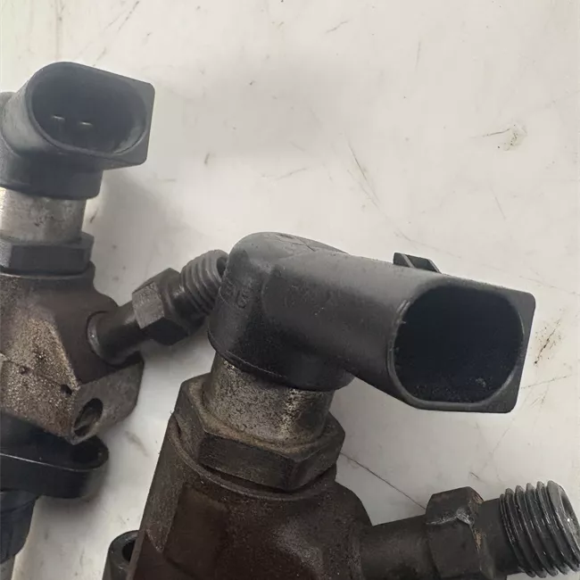 Iniettore diesel rotazionale