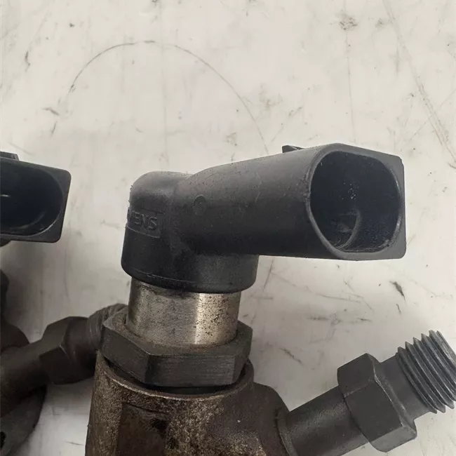 Iniettore diesel rotazionale