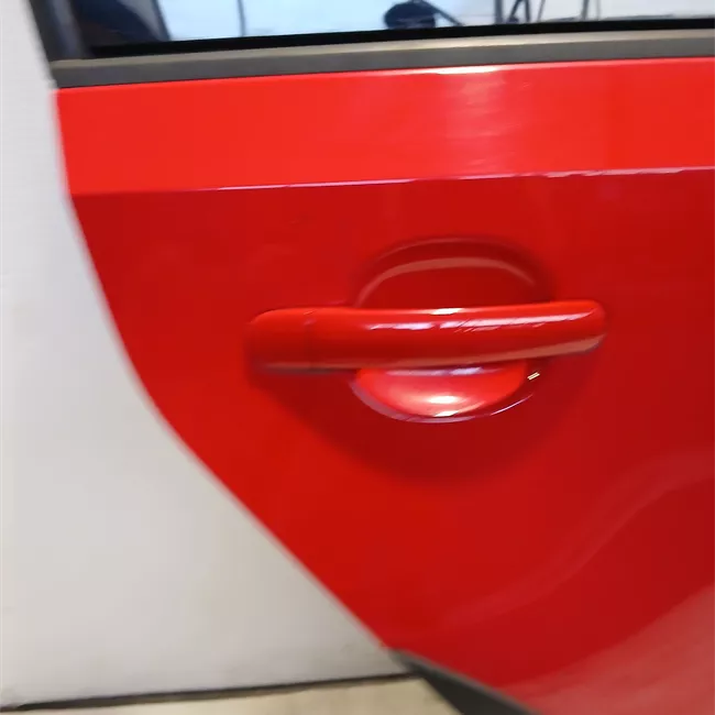 Porta posteriore destra