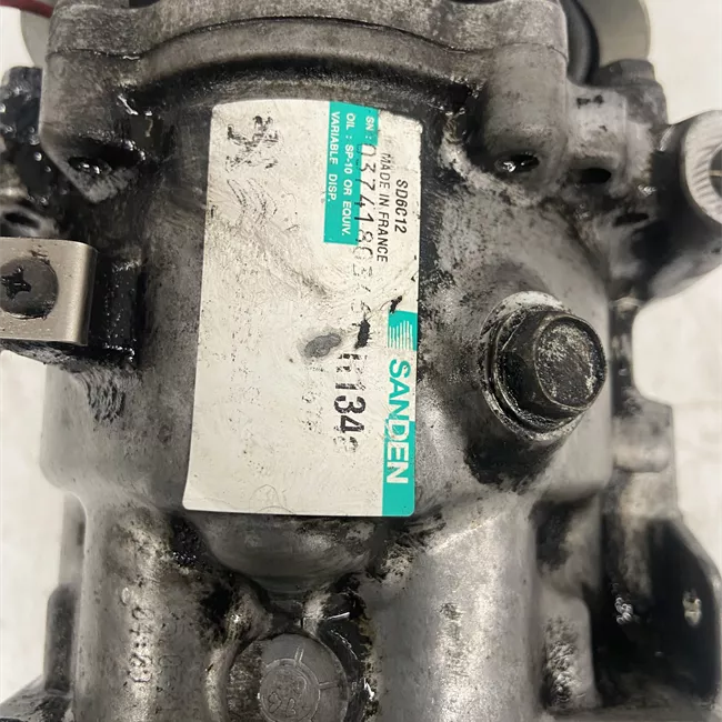 Compressore aria condizionata rotazionale ./Liquido refr.R134