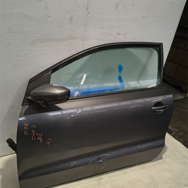Porta anteriore sinistra