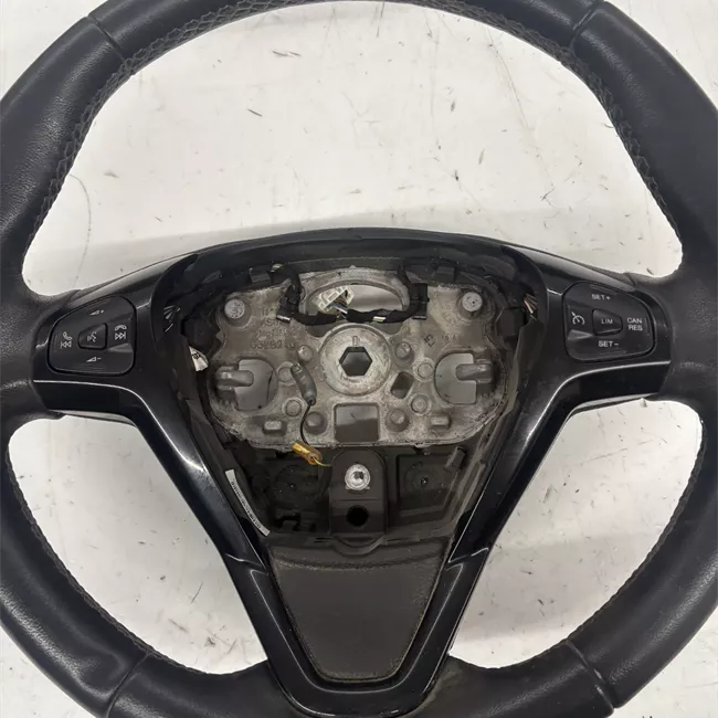 Volante con comandi