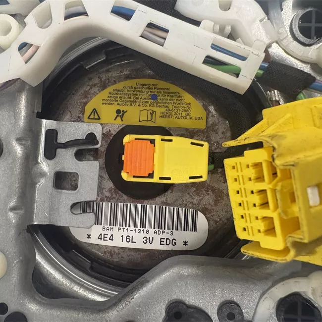 Dispositivo airbag lato guida volante multifunzione pelle nero