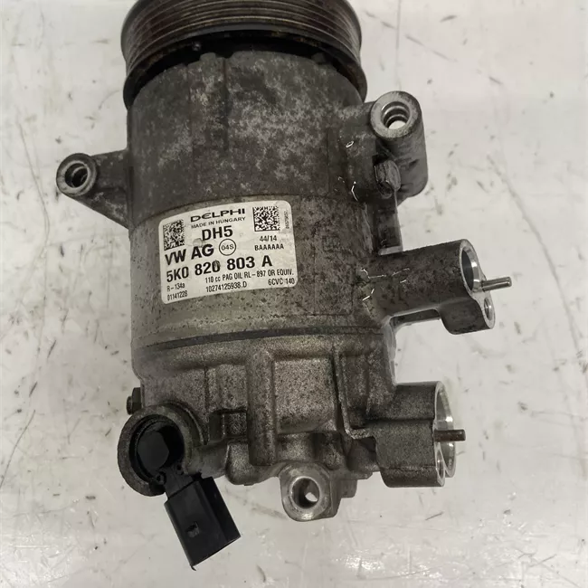 Compressore aria condizionata rotazionale