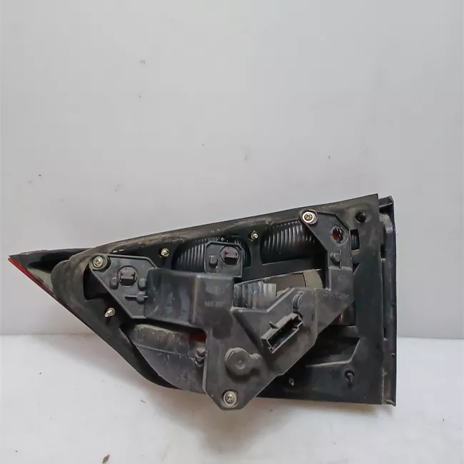 Fanale posteriore parte interno sinistro